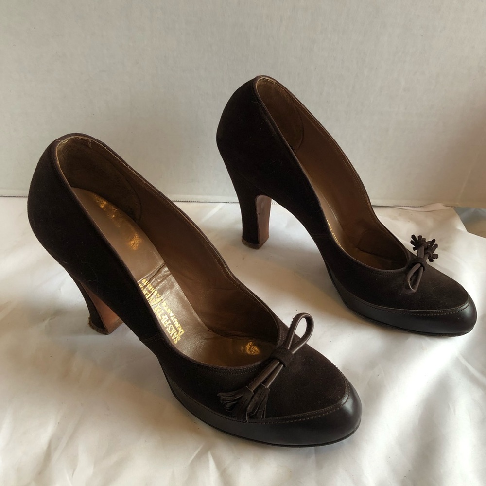 COPY - XCLT auth 1930-40’s Saks fifth Ave high heeled shoes
